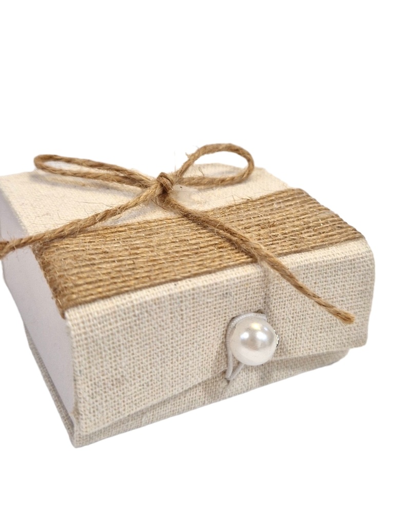 [090] Doosje kraft vierkant met hart